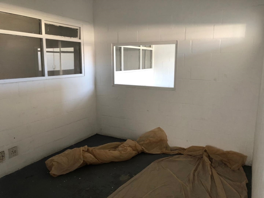 To Let Commercial Property for Rent in Retreat Western Cape